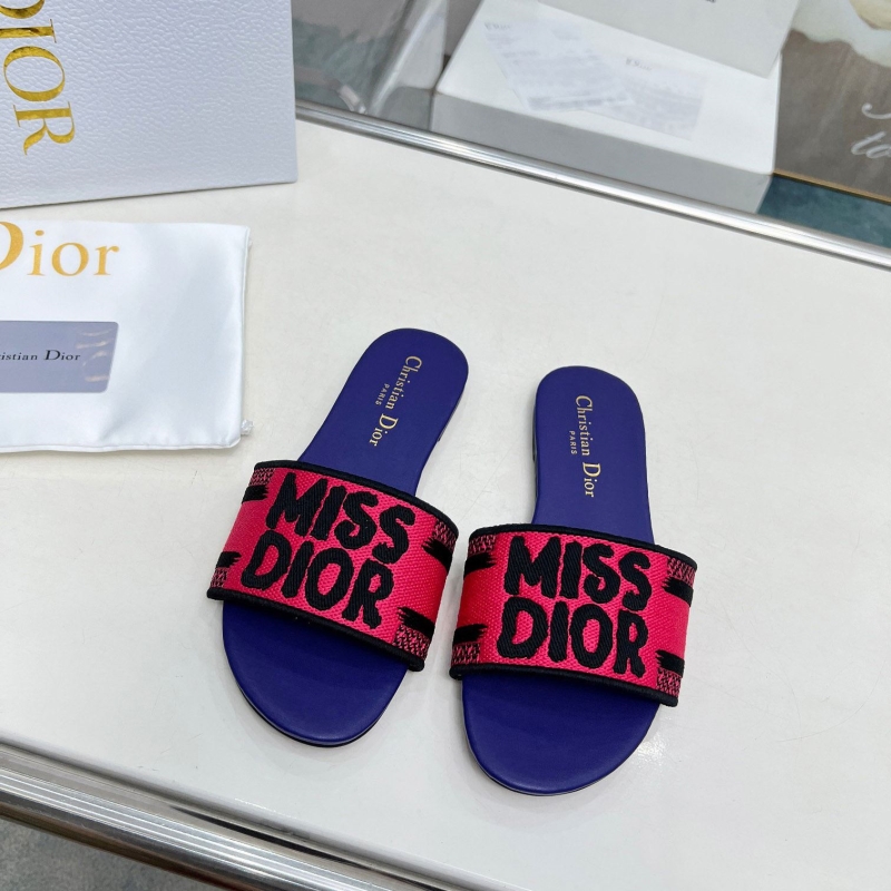 ch**an D*or slippers